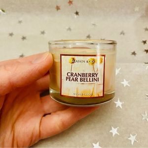 Cranberry Pear Bellini mini candle — Slatkin & Co.